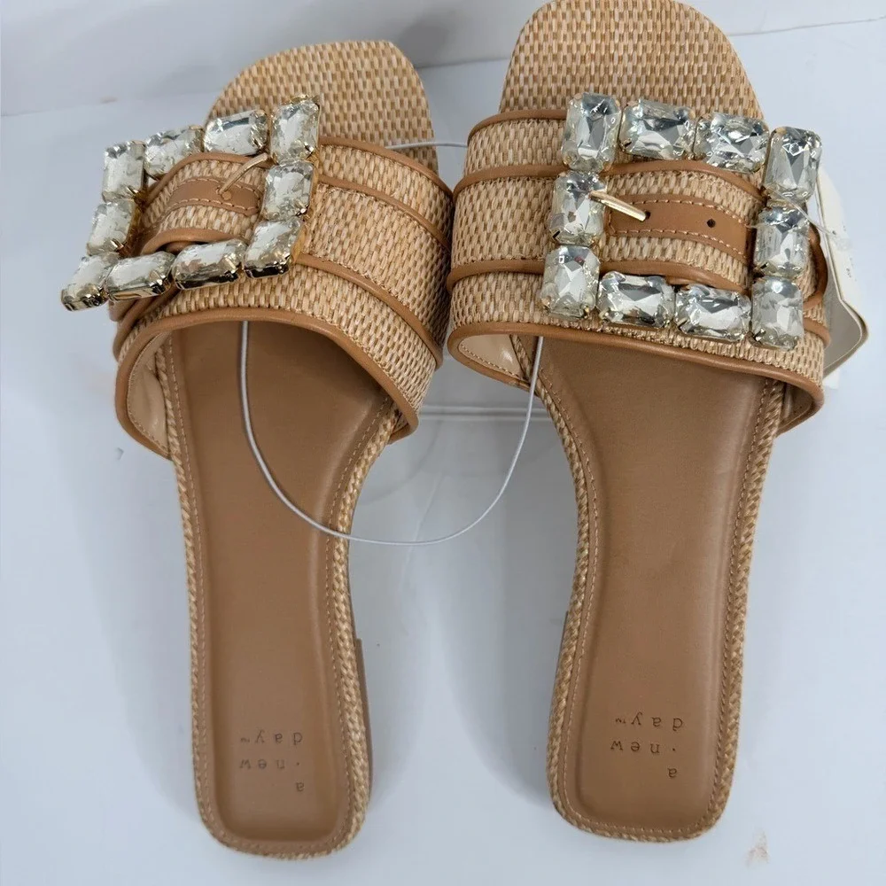 A New Day Kelsey Rhinestone Buckle Slide Sandals Beige Tan Size  8.5 NWT